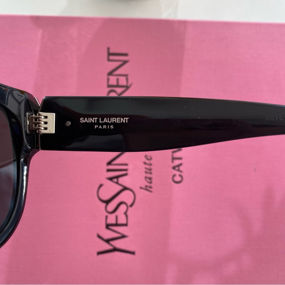 AUTHENTIC SAINT LAURENT SUNGLASSES - Picture 5 of 8